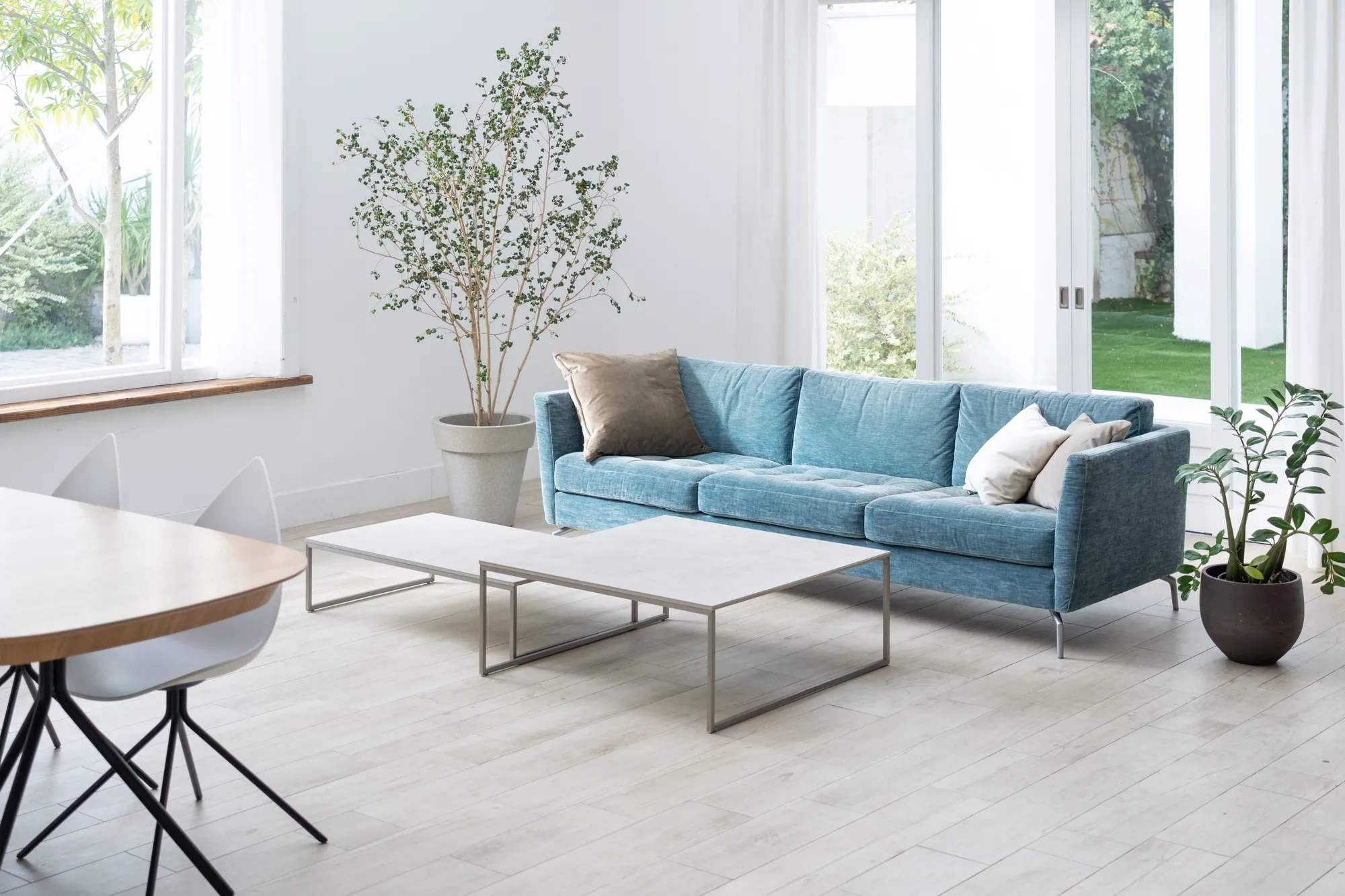 おしゃれ　二階建て　家