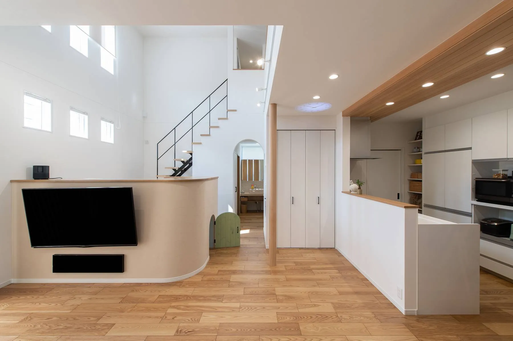 スケルトン階段