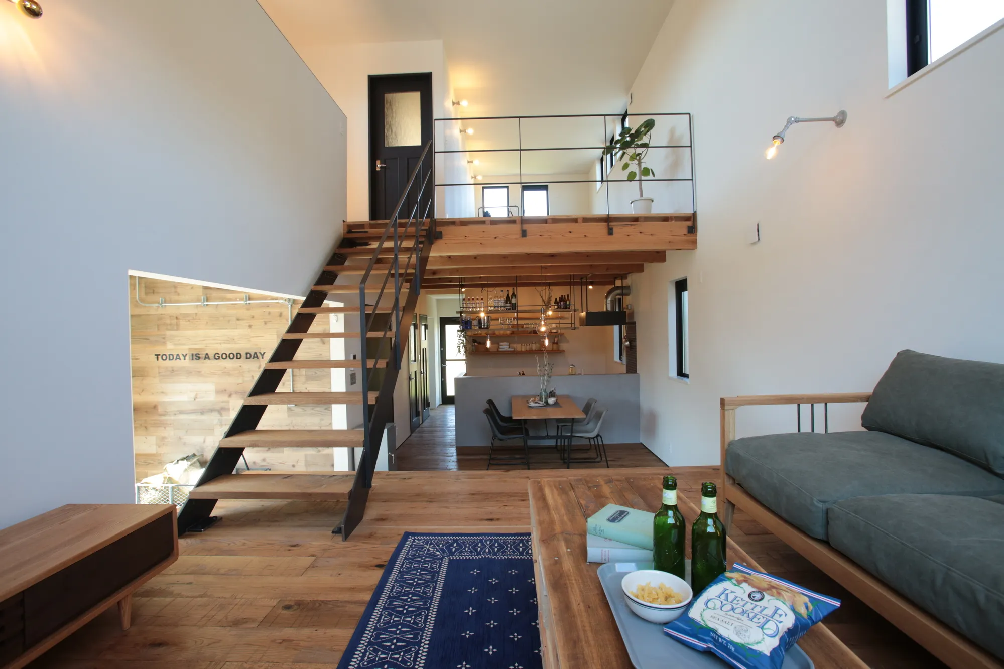 スケルトン階段