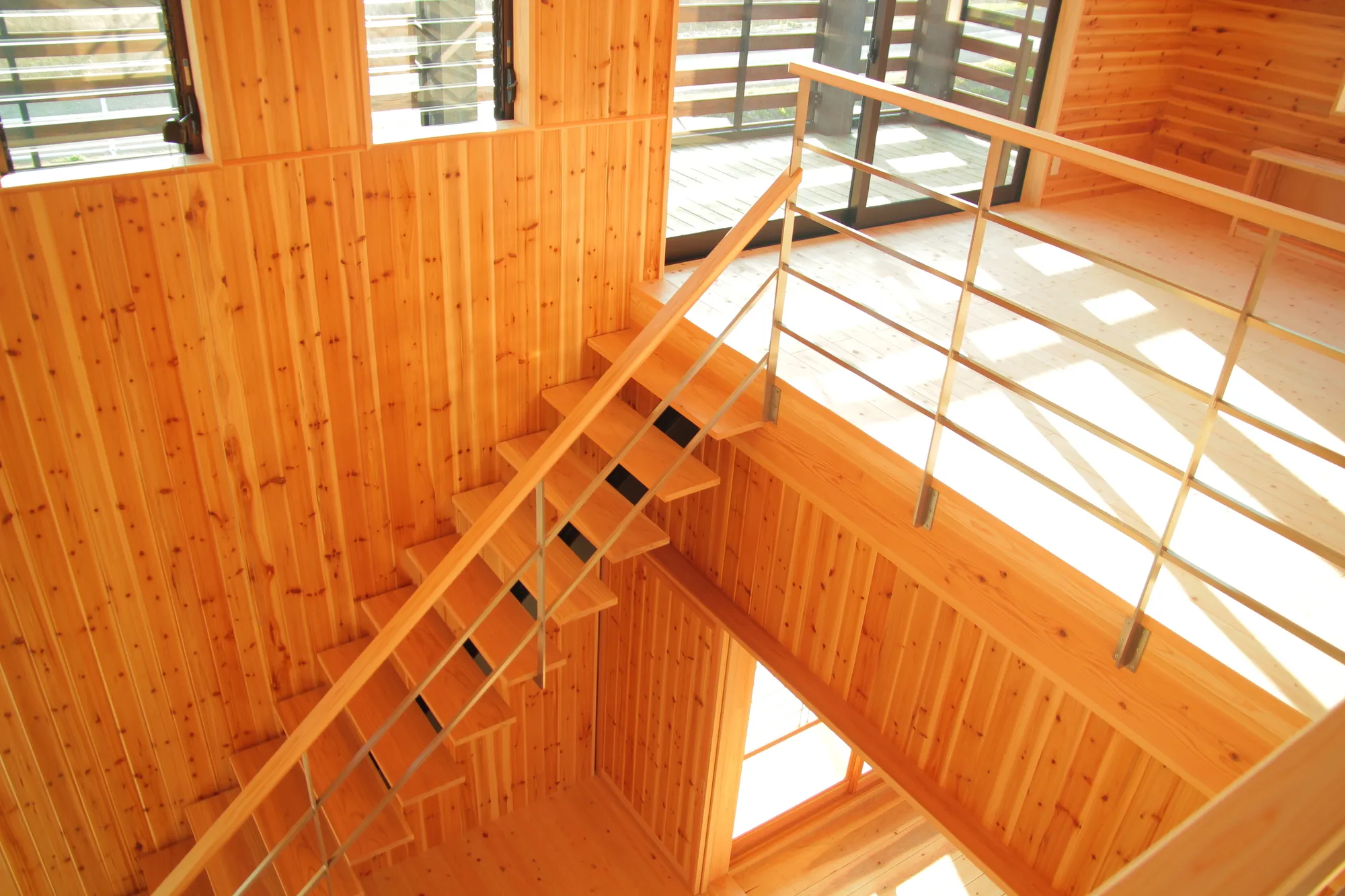 スケルトン階段