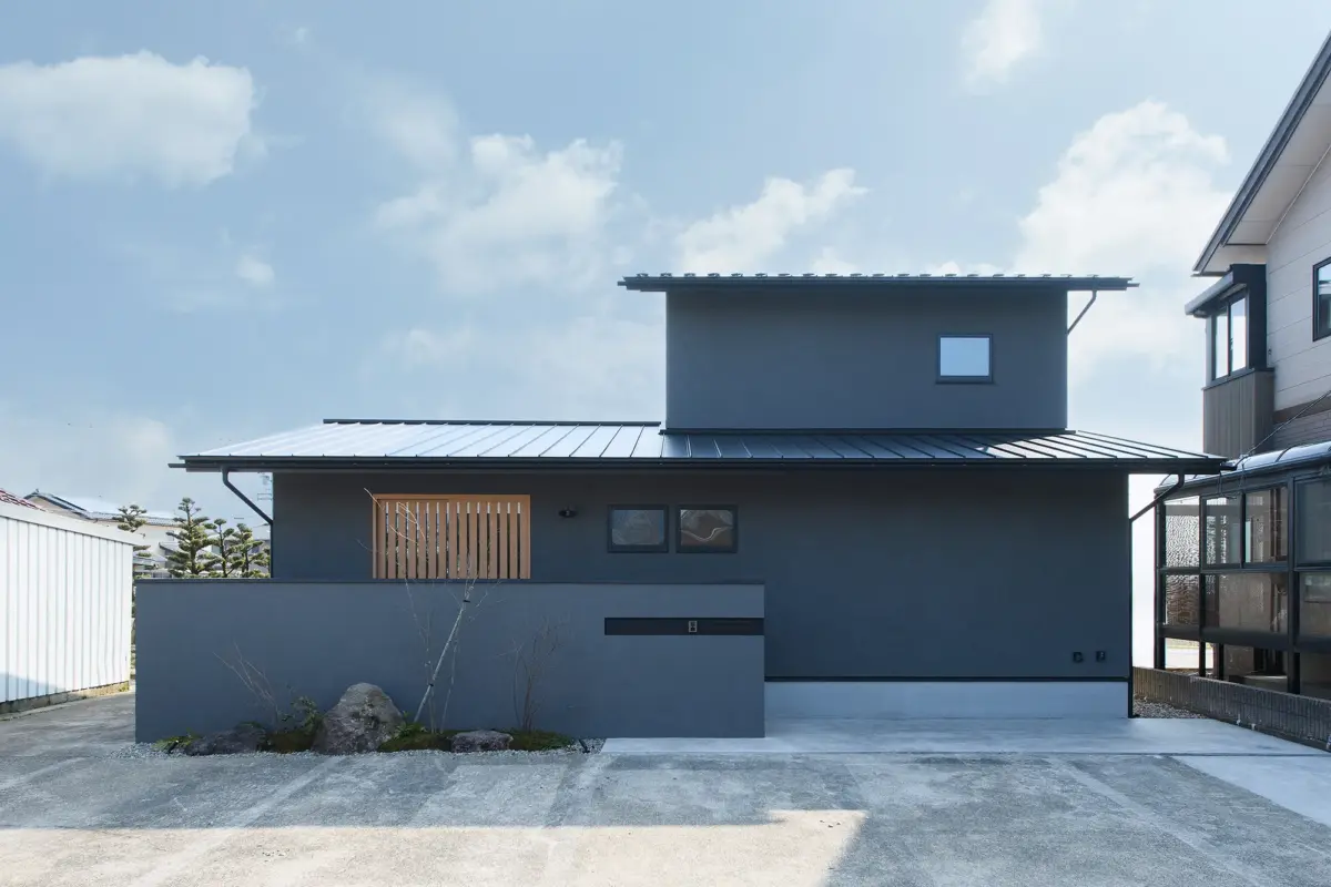 建築美と暮らしを楽しむ、和モダンの家。