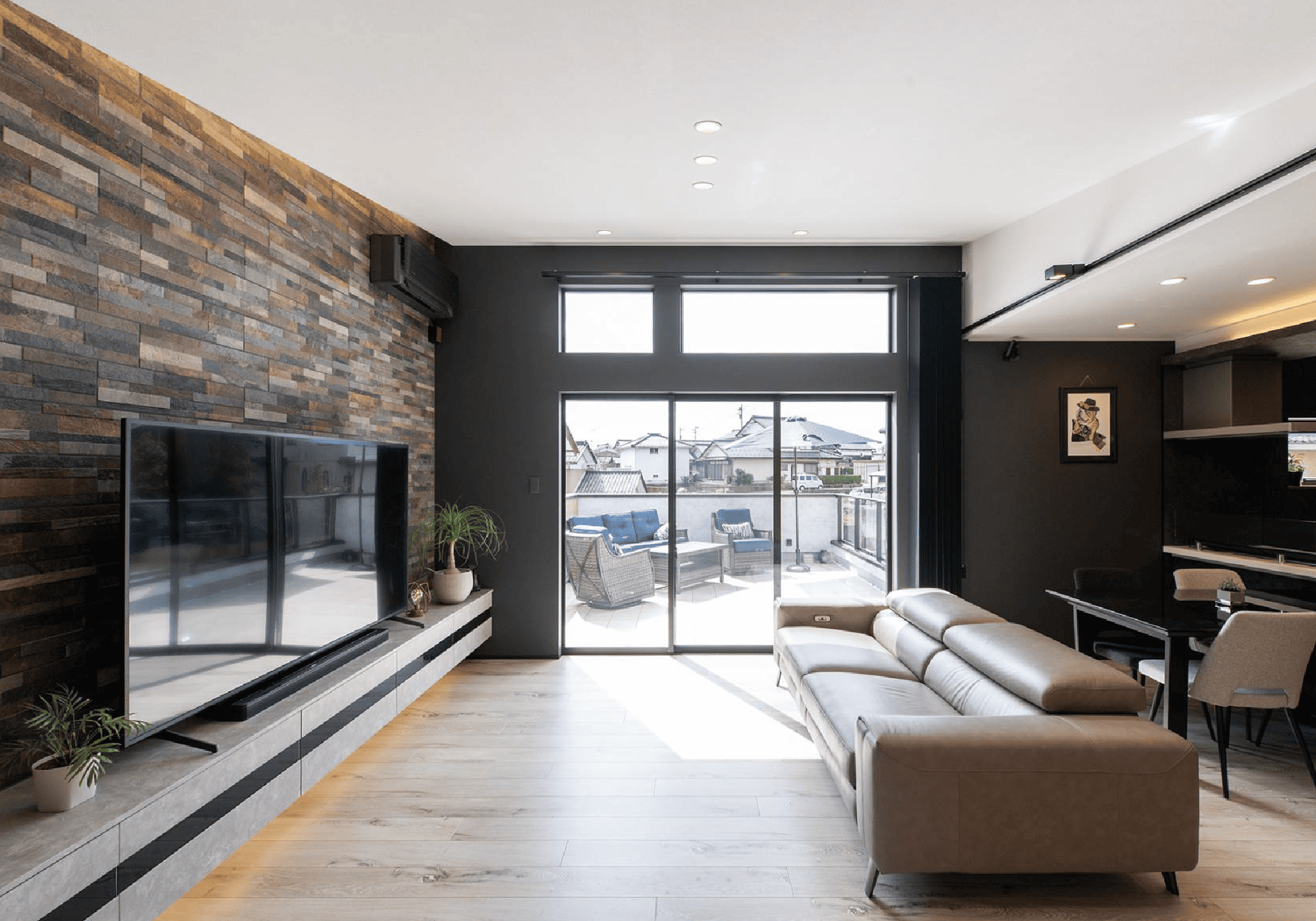 リョーエンホーム